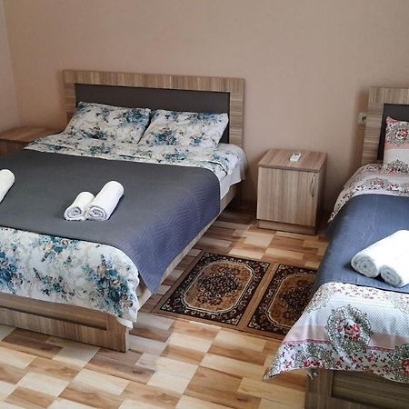 Hotel Central Кутаїсі Екстер'єр фото