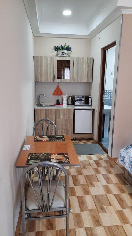Hotel Central Кутаїсі Екстер'єр фото