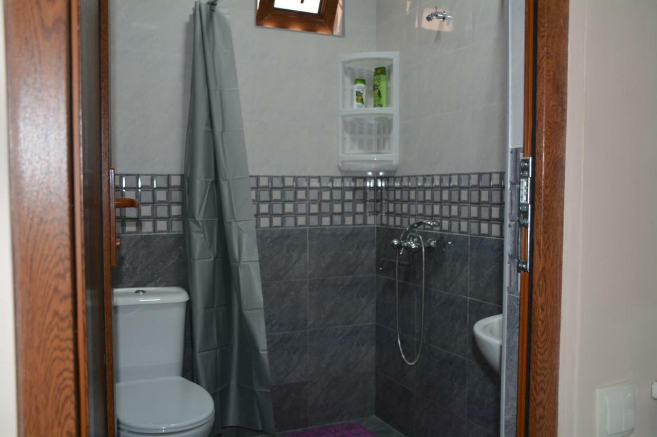 Hotel Central Кутаїсі Екстер'єр фото
